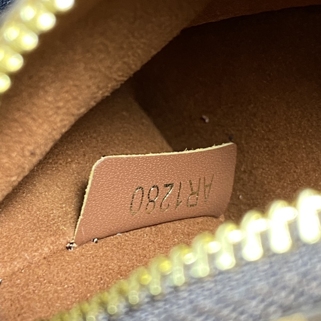 Louis Vuitton NEONOE MM Bucket Bag Monogram M44887 Caramel